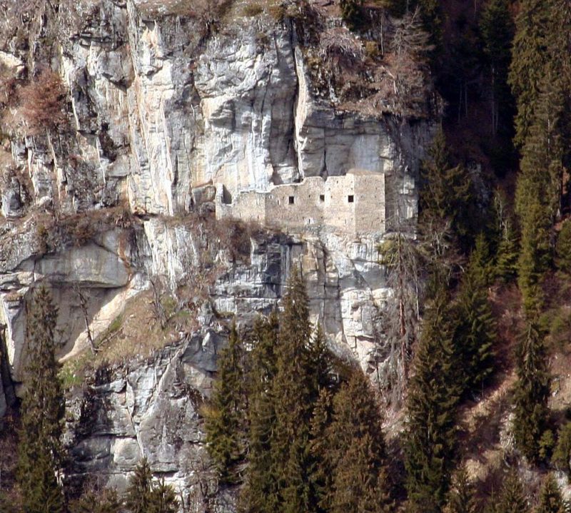 Kropfenstein-castle